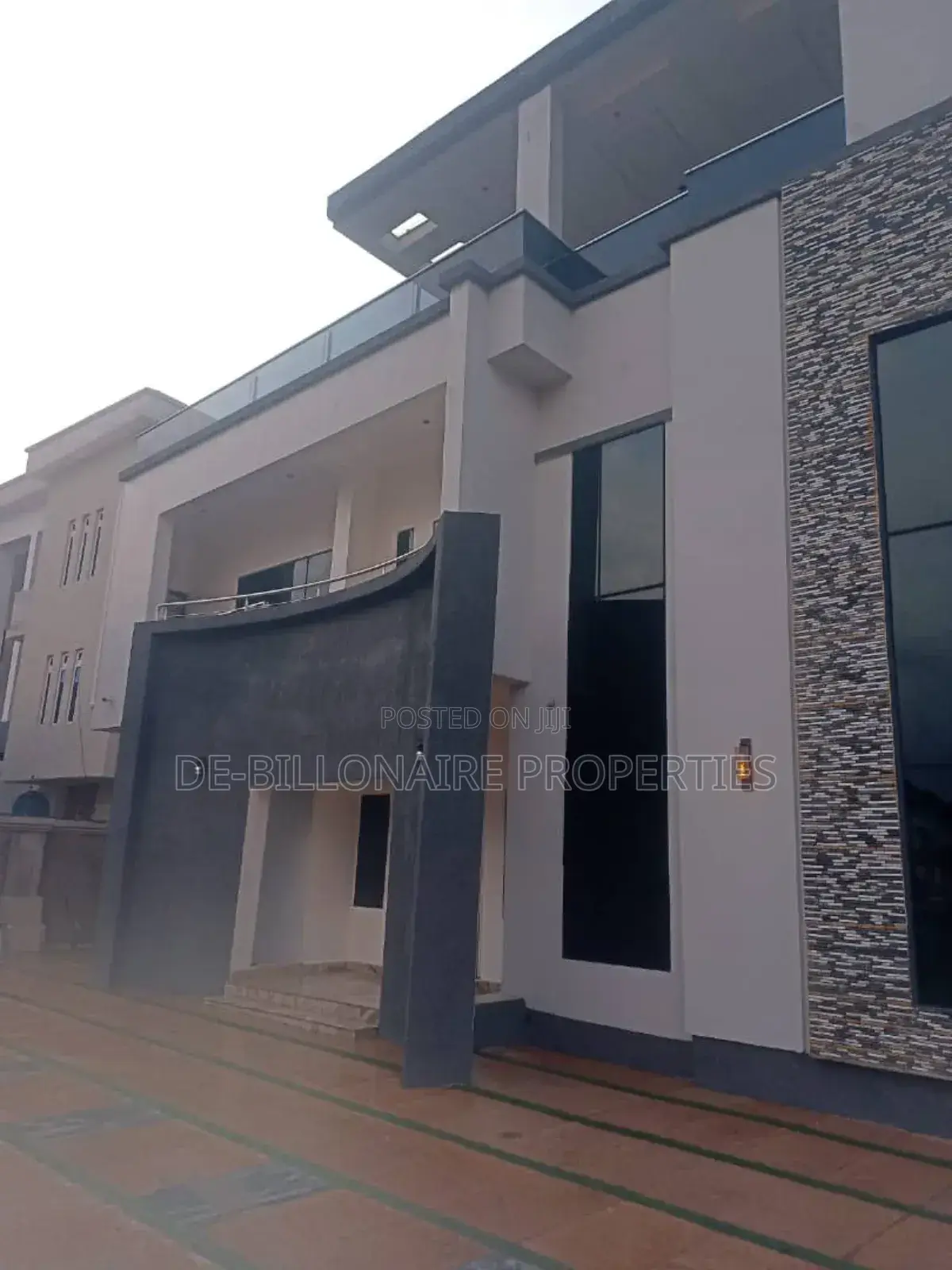 Furnished 7bdrm Duplex in Royal Garden, Owerri for sale