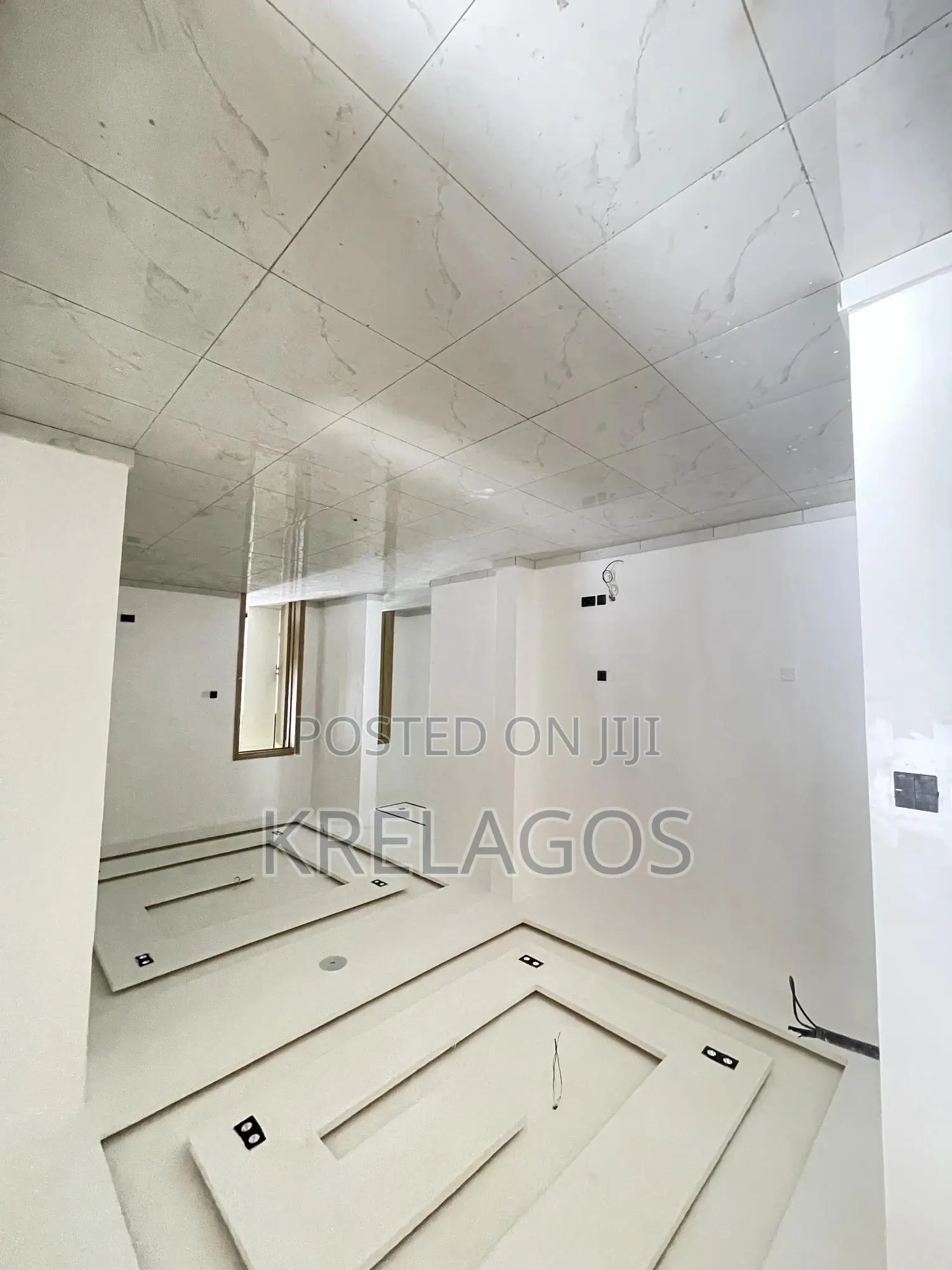 3bdrm Apartment in Lekki for sale