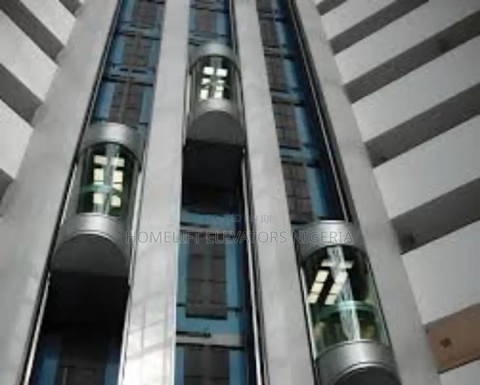 Small Panoramic Capsule Lift