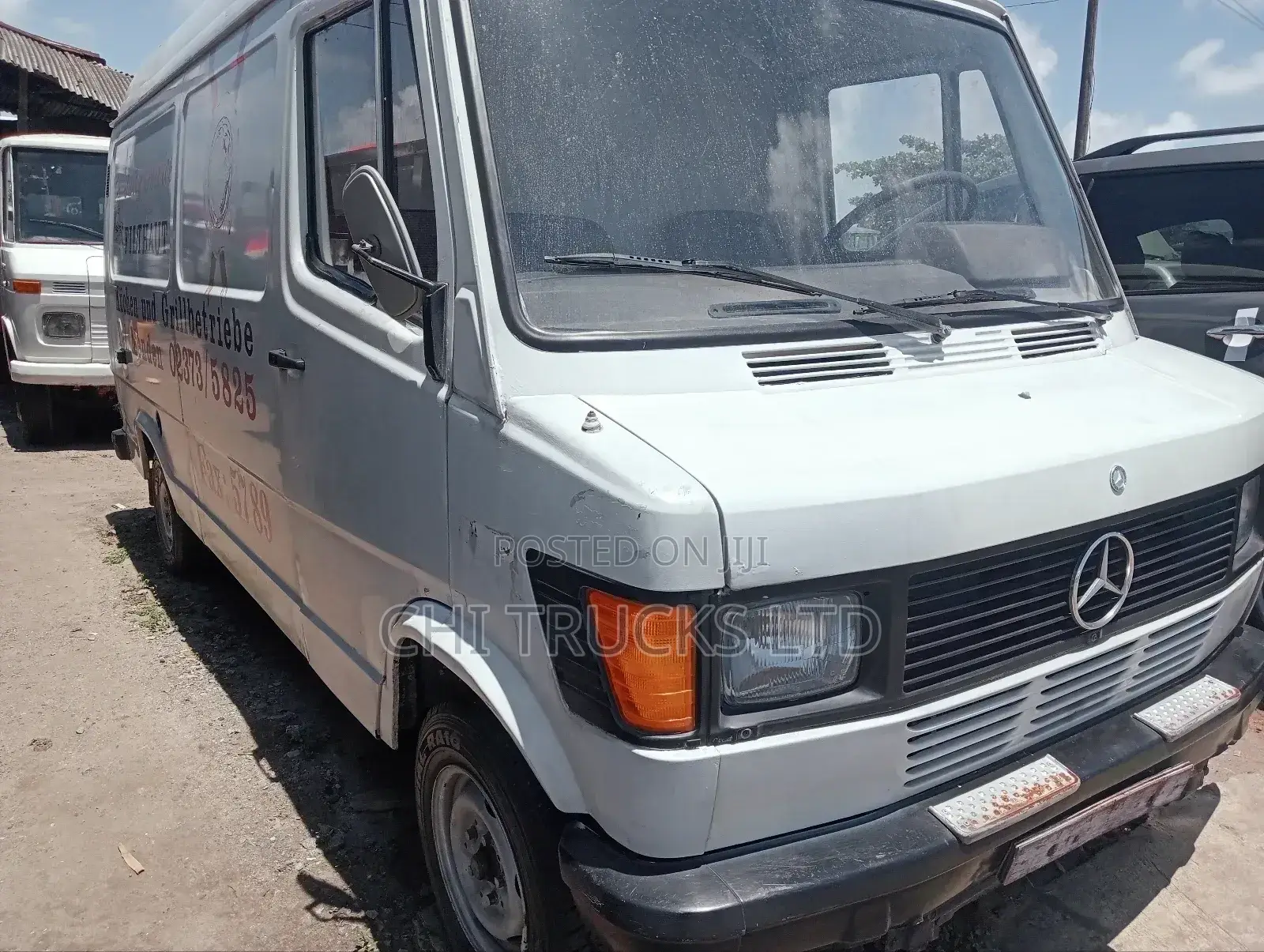 Mercedes-Benz Tourismo 2001 White