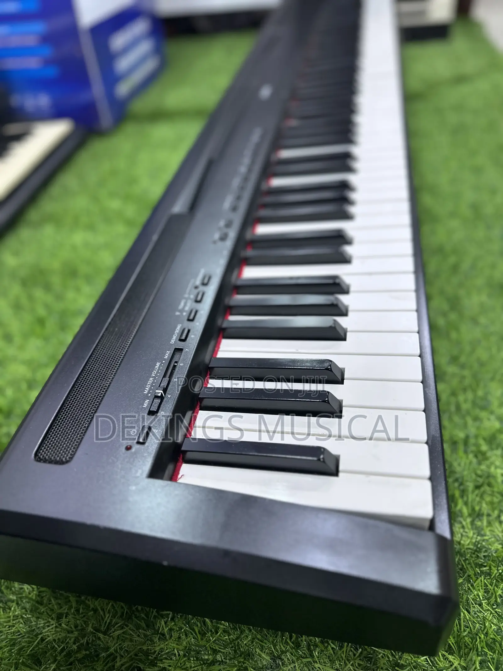 Yamaha P-95 Piano Weighted 88 Keys