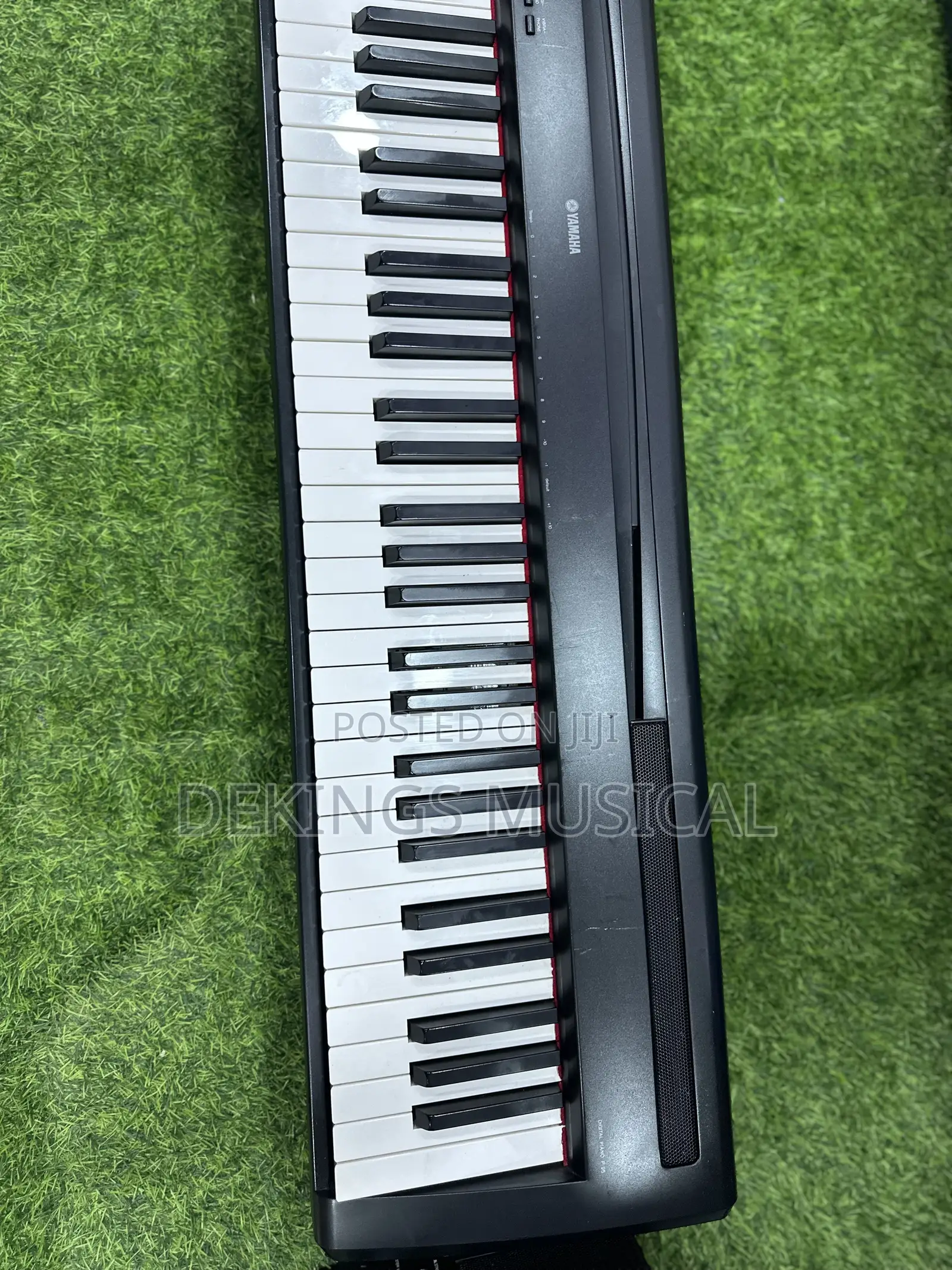 Yamaha P-95 Piano Weighted 88 Keys