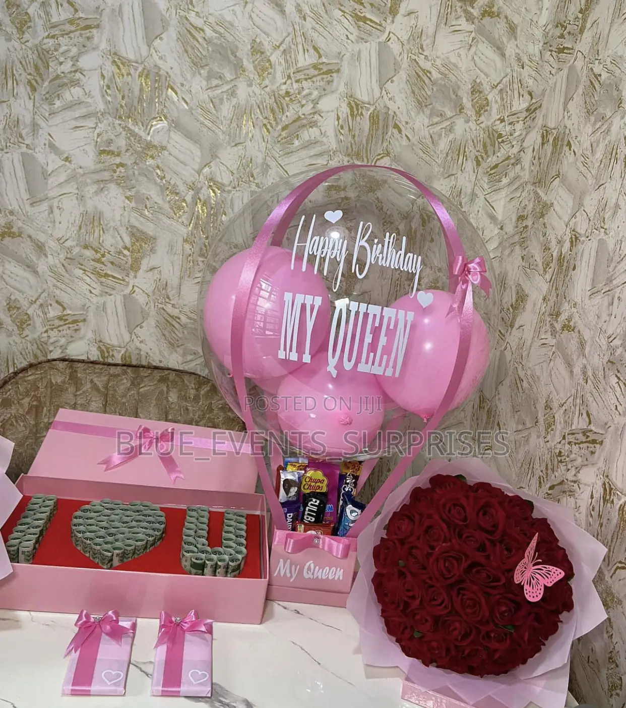 Hot Air Ballon and Flower Bouquet