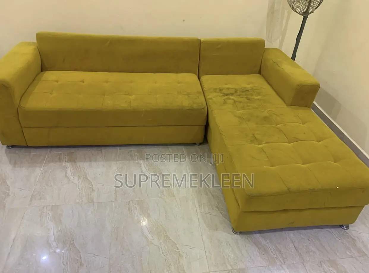 Very Detailed Upholstery Chair House Cleaning Service