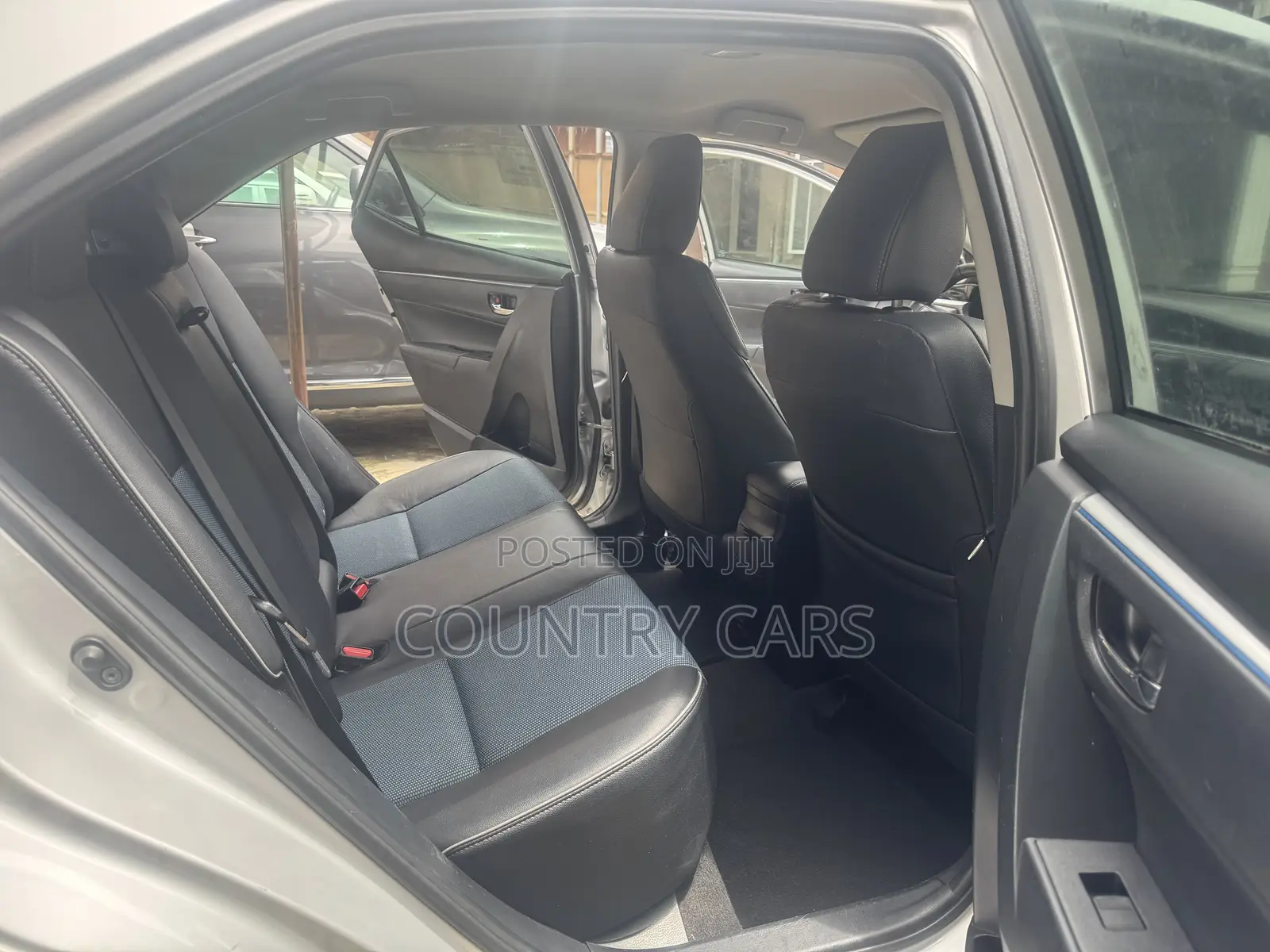 Toyota Corolla 2016 Silver