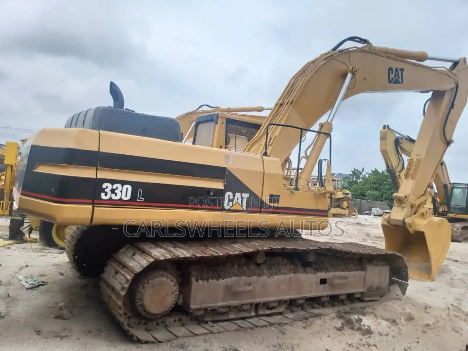 Foreign Used 330L Caterpillar Excavator