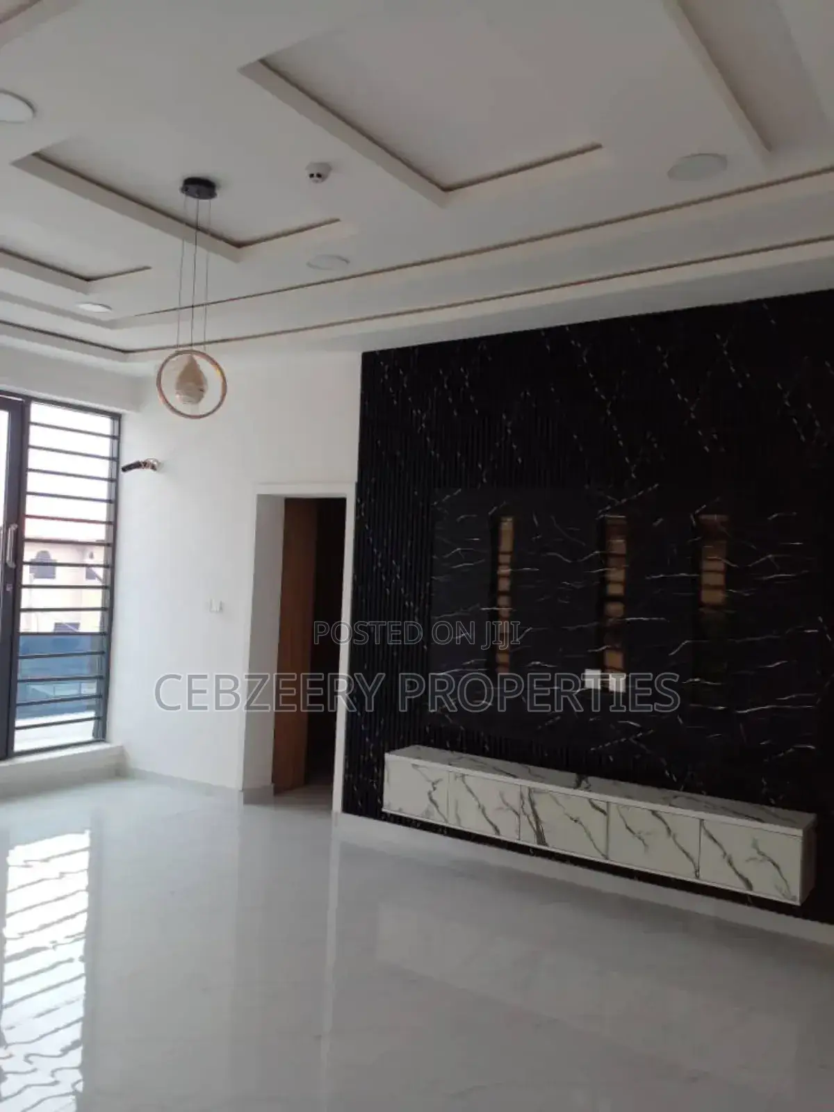 5bdrm Duplex in Omole for sale