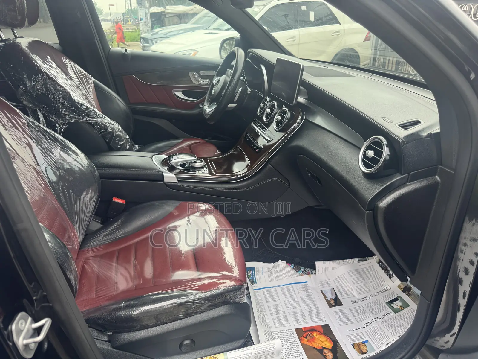 Mercedes-Benz C300 2017 Black