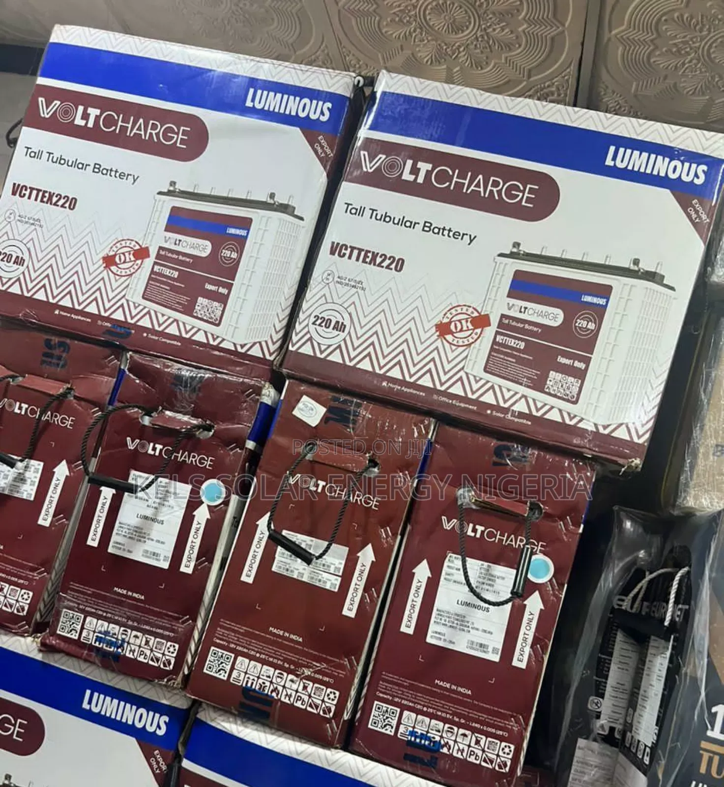 Luminous Volt Charge 220a 12v India Tubular Battery