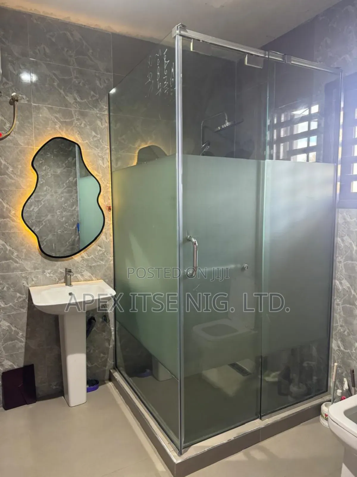Mirror Shower Cubicle