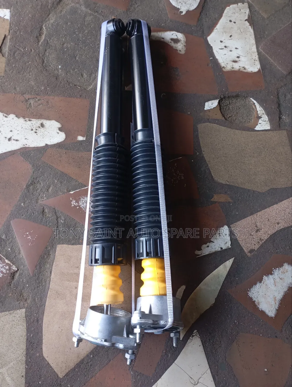 Brand New Mercedes Benz E350 212 Back Shock Absorber