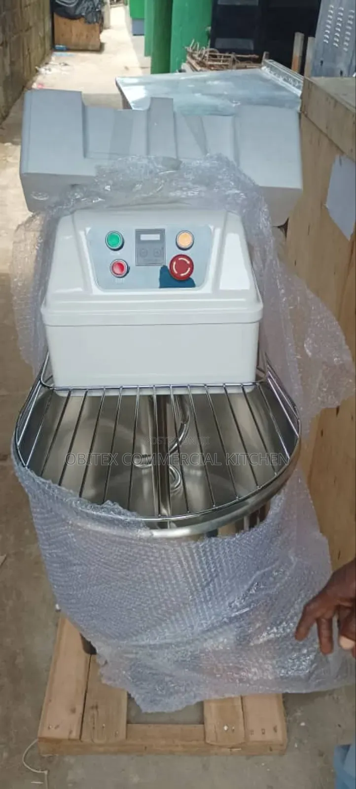Industrial Spiral Dough Mixer 25kg Is Available for Sale