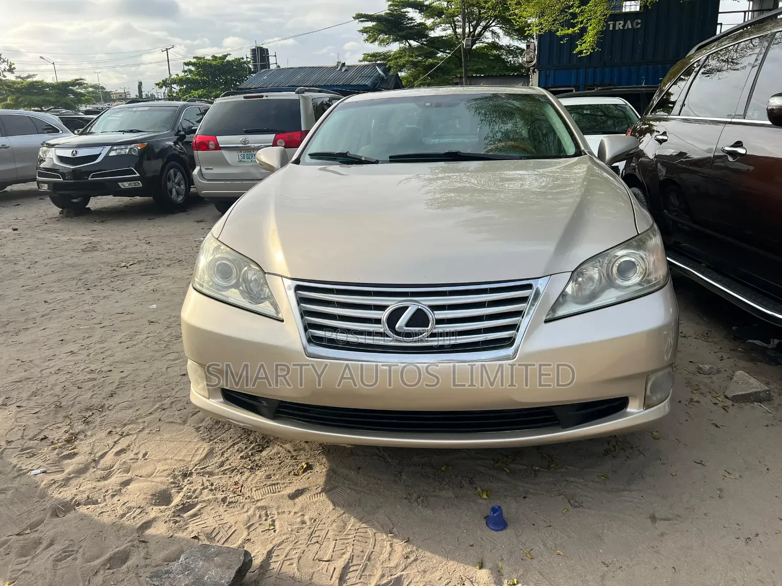 Lexus ES 350 2012 Gold