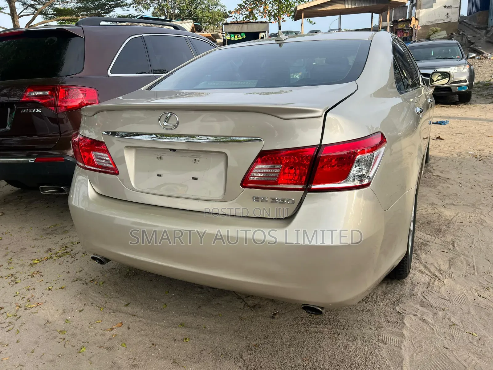Lexus ES 350 2012 Gold