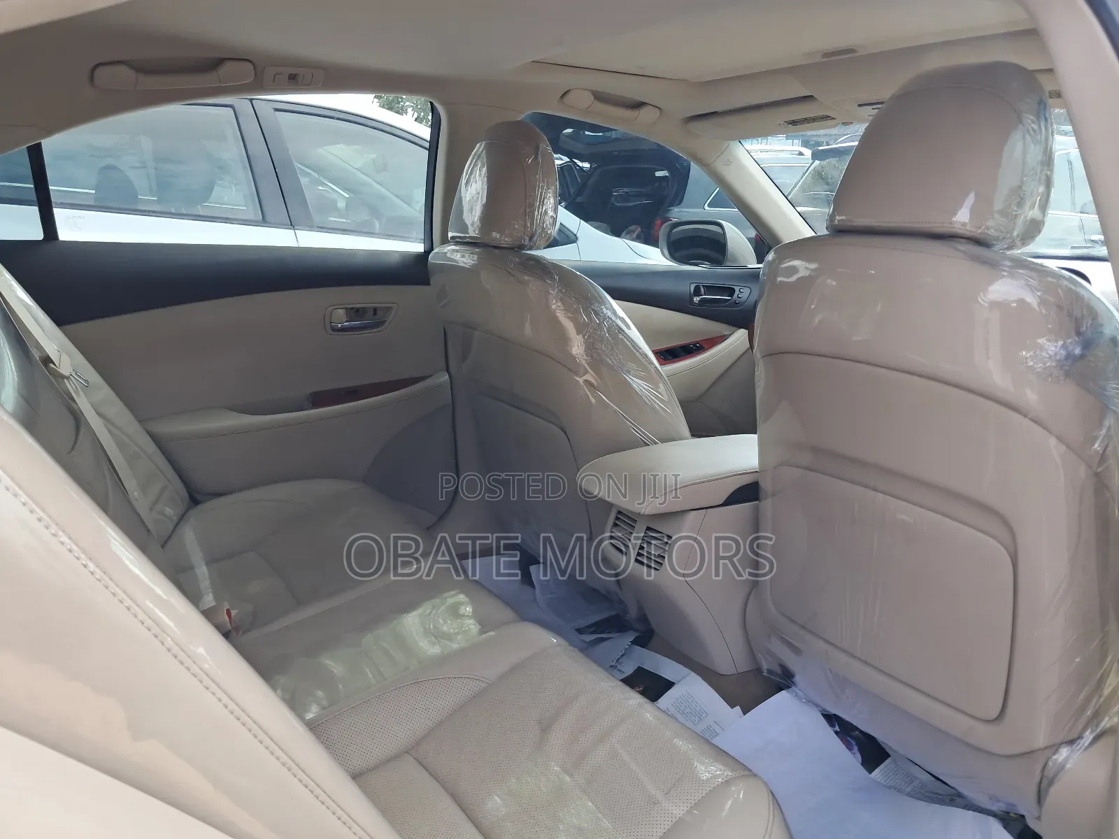 Lexus ES 350 2012 Gold