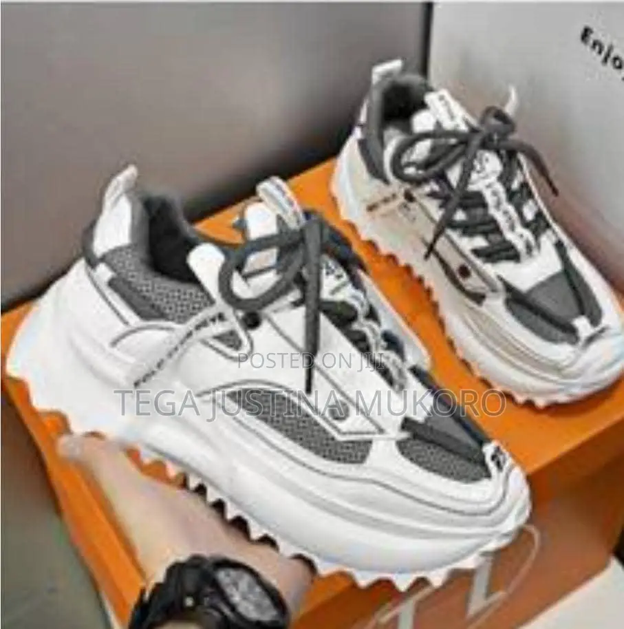 Top Quality Classic Sneakers