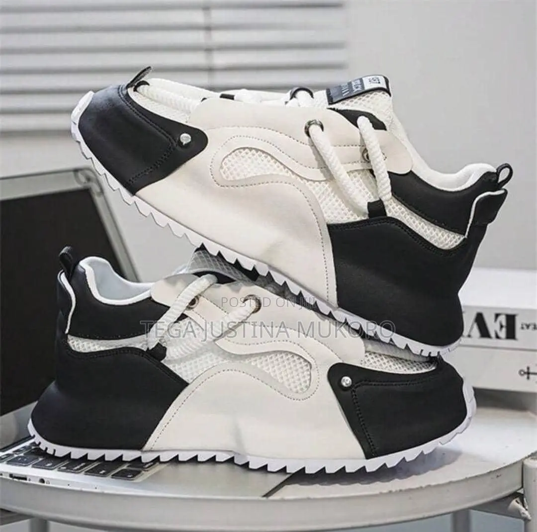 Top Quality Fashion Footwear