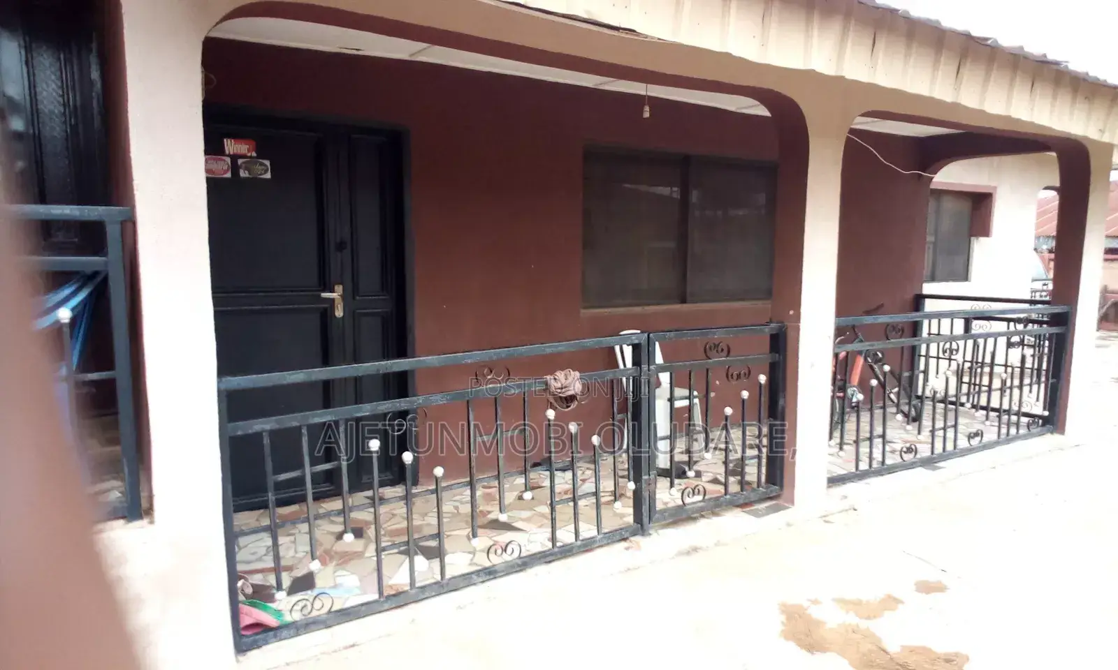 3bdrm Block of Flats in Olaitan Bayo Street for sale