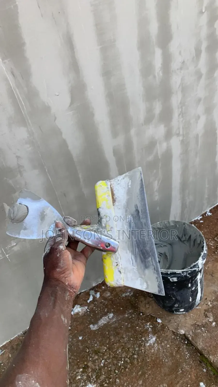 Wall Skimming or Wall Screeding