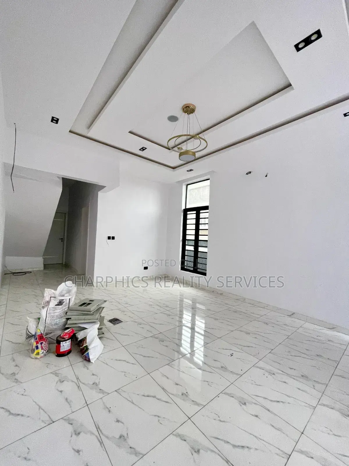 4bdrm Duplex in Ikota for sale