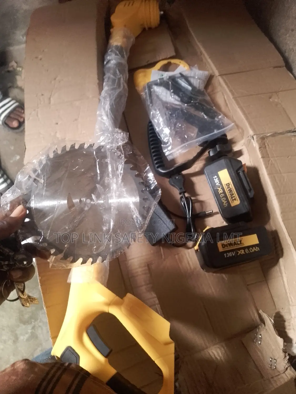 Garden Brush Cutter Dewalt