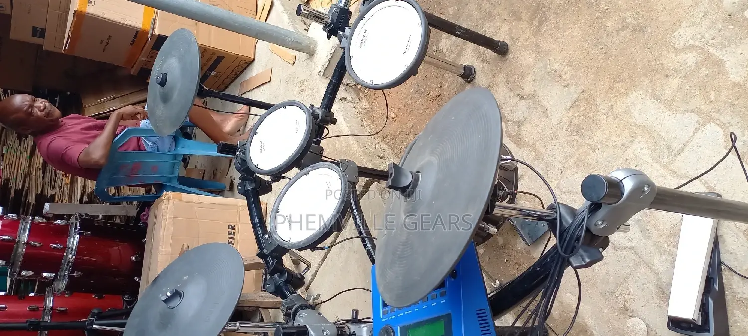 Quality Neat Uk Used Roland Electric Drums 