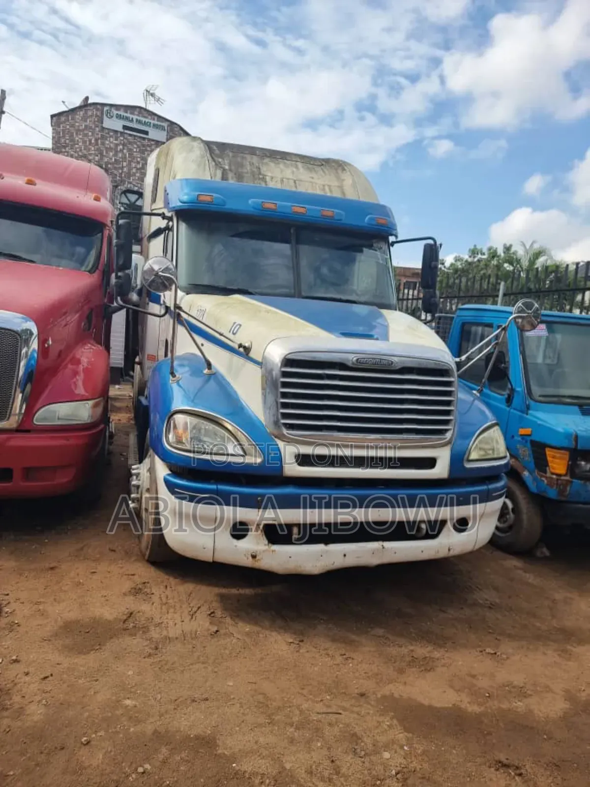 Freightliner Truck 10tyres