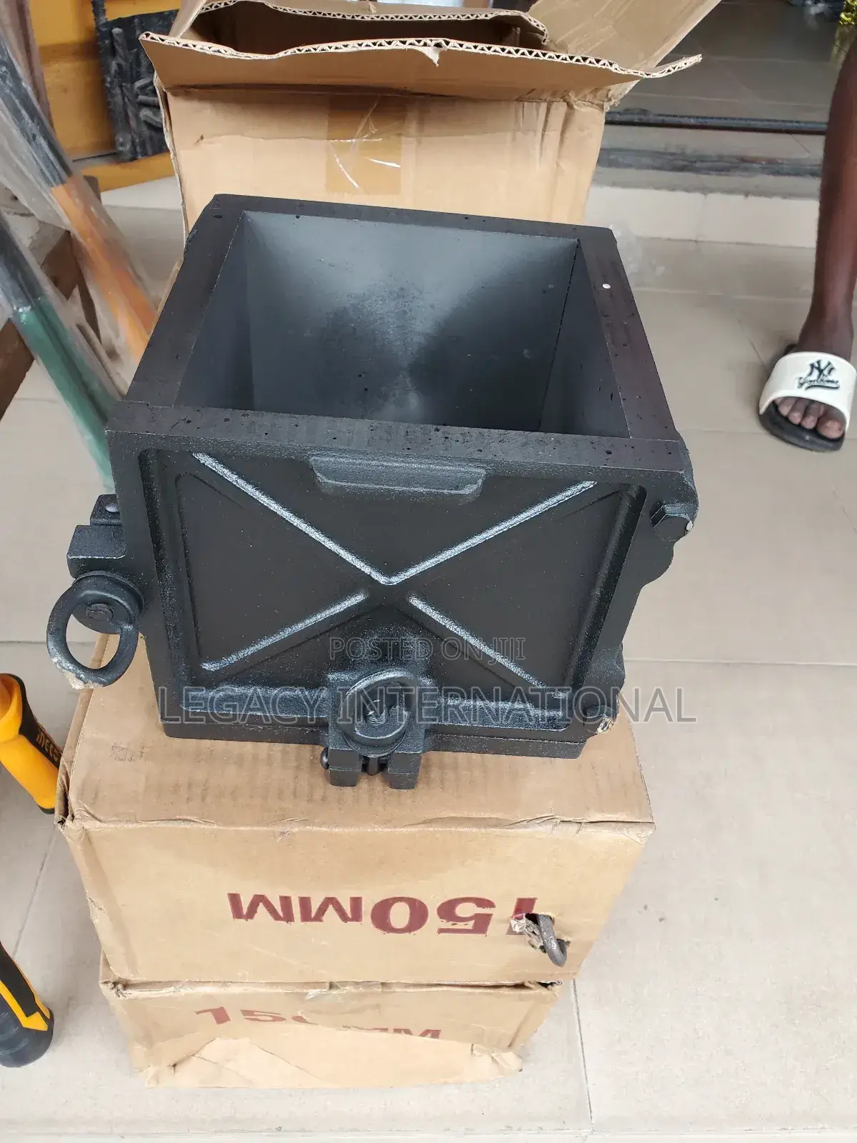 Concrete Cube Mould 150mm by 150mm