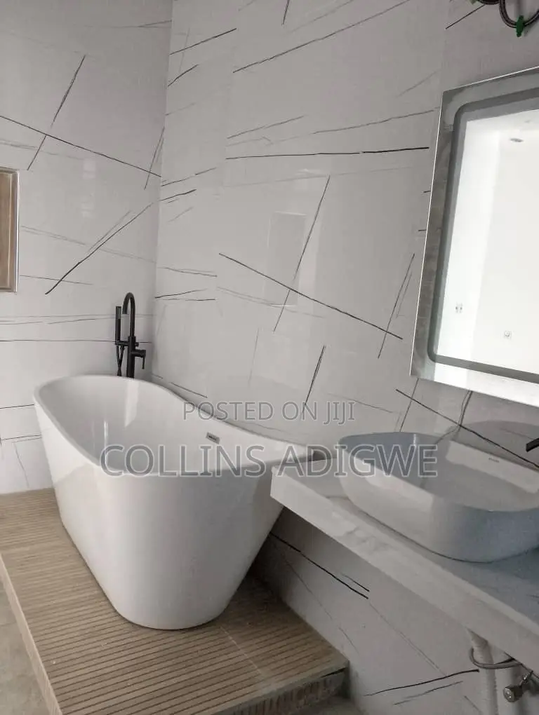 4bdrm Duplex in Main Chevron 2 for sale