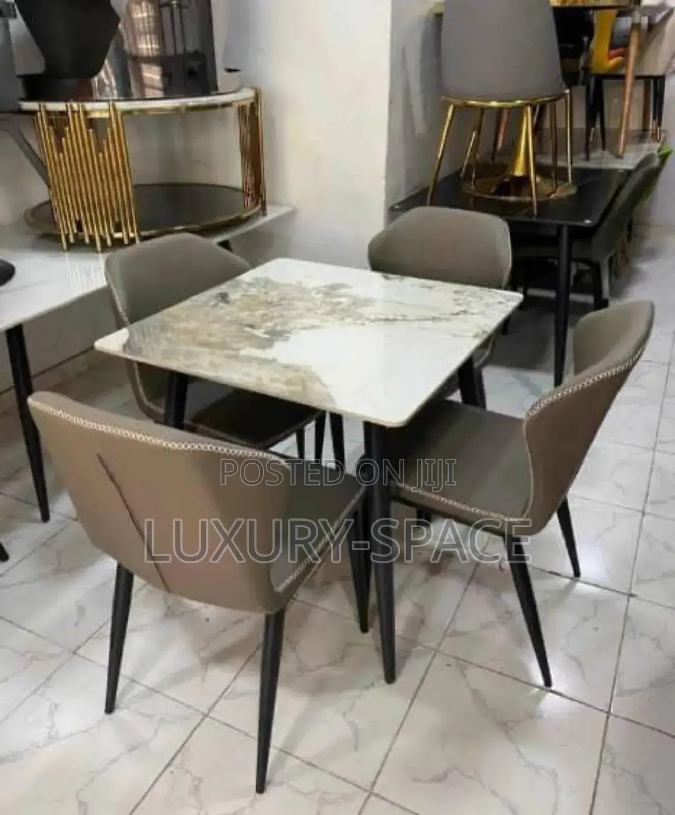 Modern Dining Set by 4