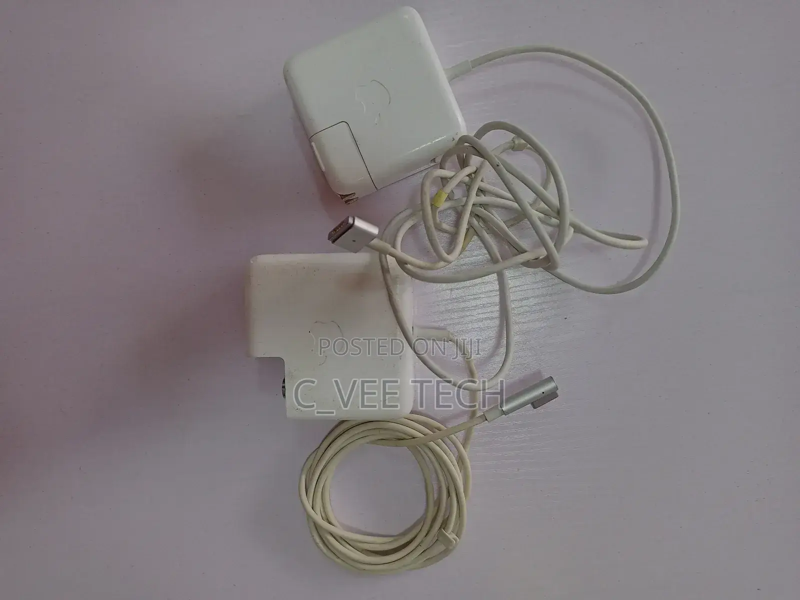 Premium Pre Owned Macbook Air and Pro Charger