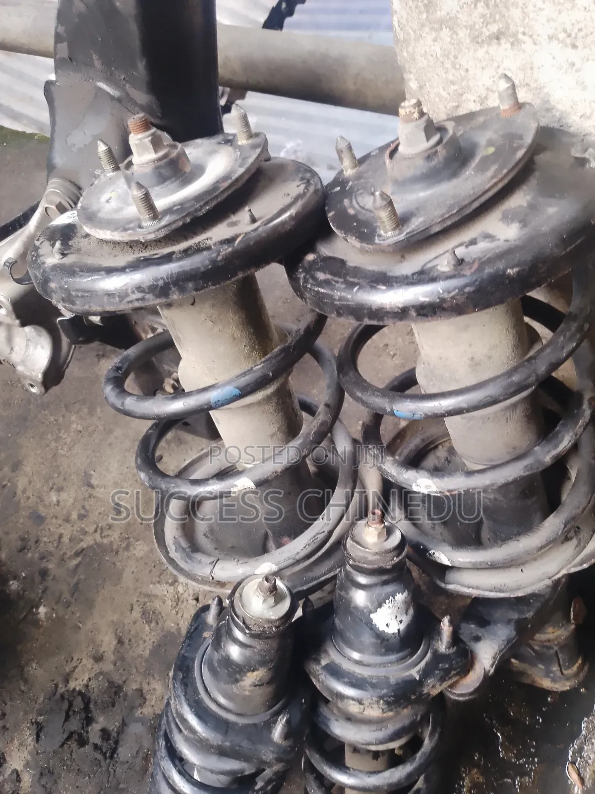 Front and Back Shock for Honda CRV