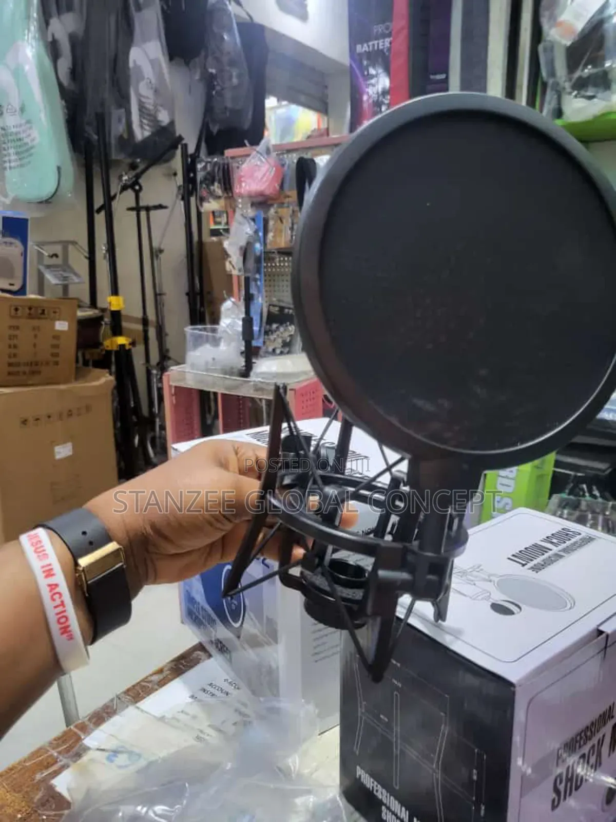Studio Microphone Mic Holder With Pop Filter