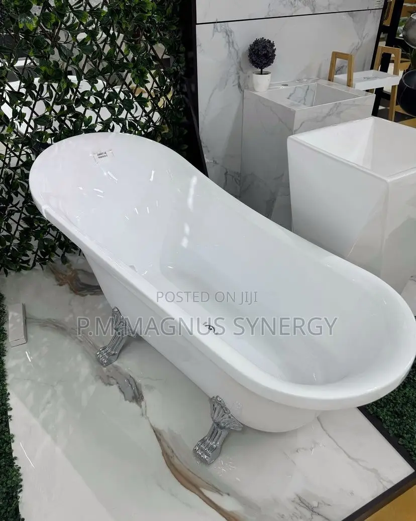 England Standard Egg Design Black Shower Bath Tub.