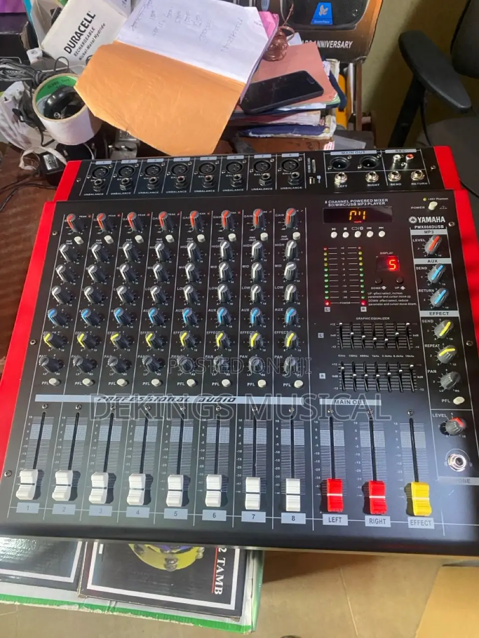 Yamaha 8 Channels Mixer Amplifier