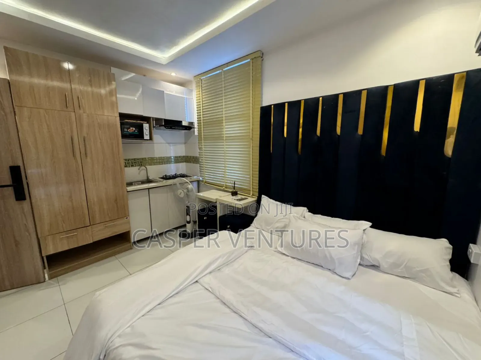 Furnished 6bdrm Townhouse/Terrace in Suly, Agungi for Sale
