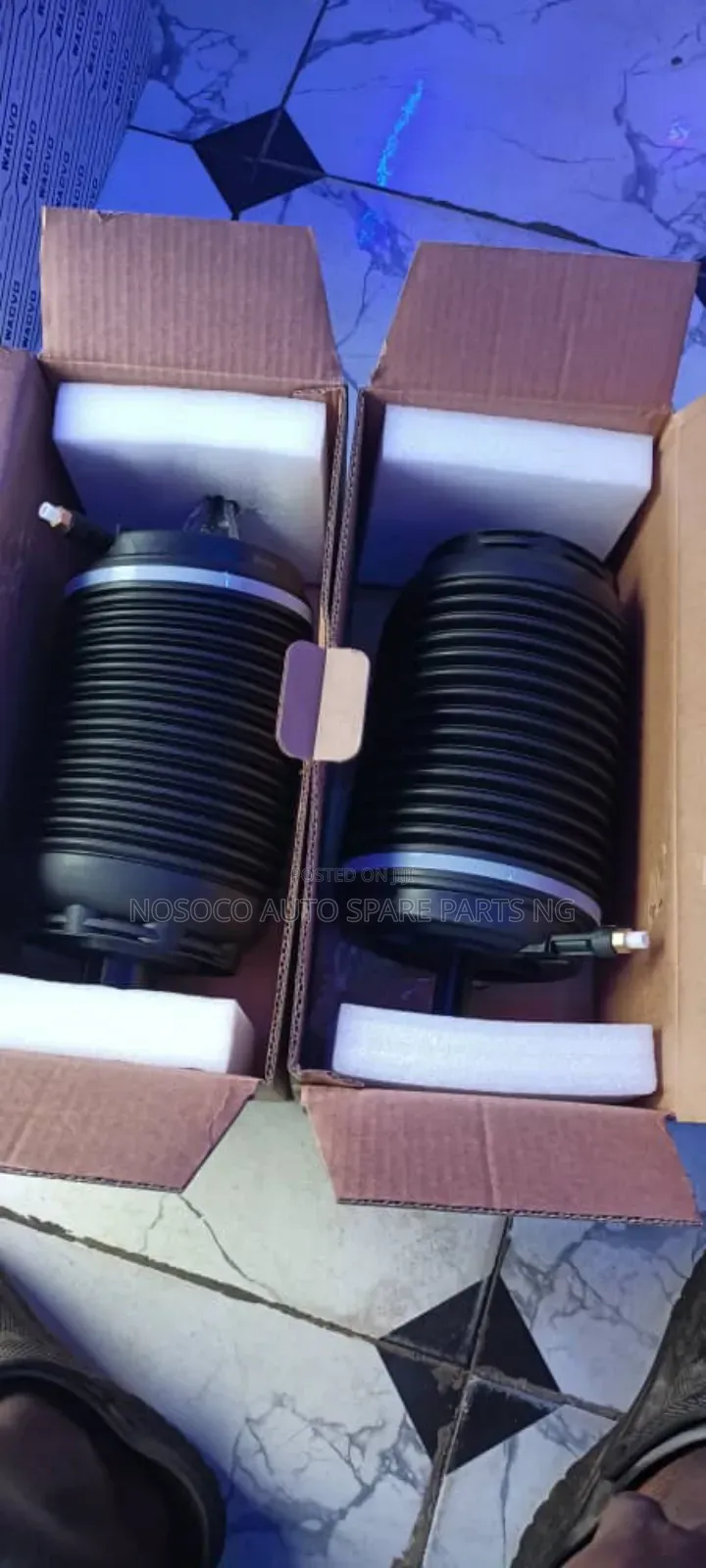 Back Balloon Shock Brand New One Porsche Macan