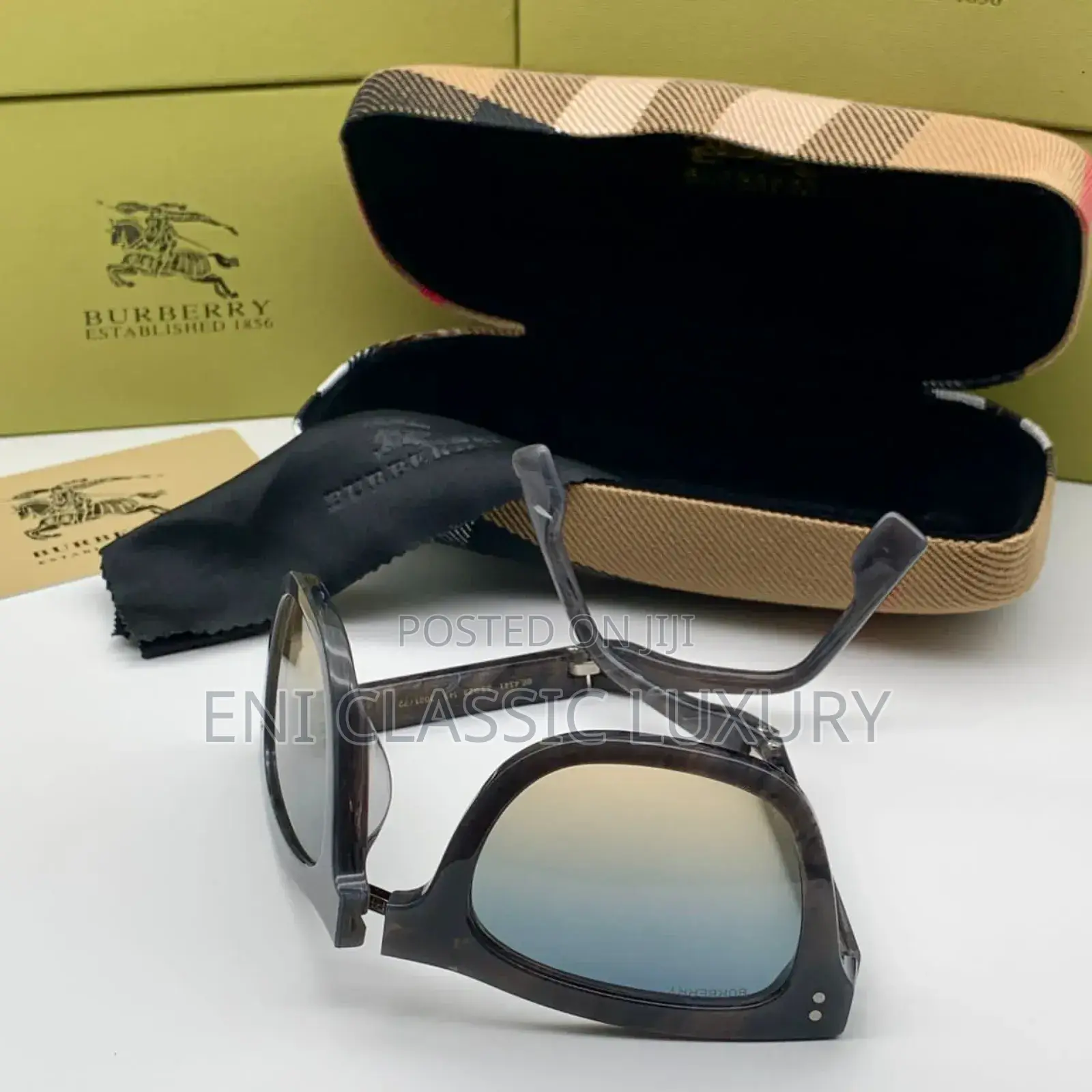 Burberry New Trend Luxury Eyewear Collection Burberry Brand