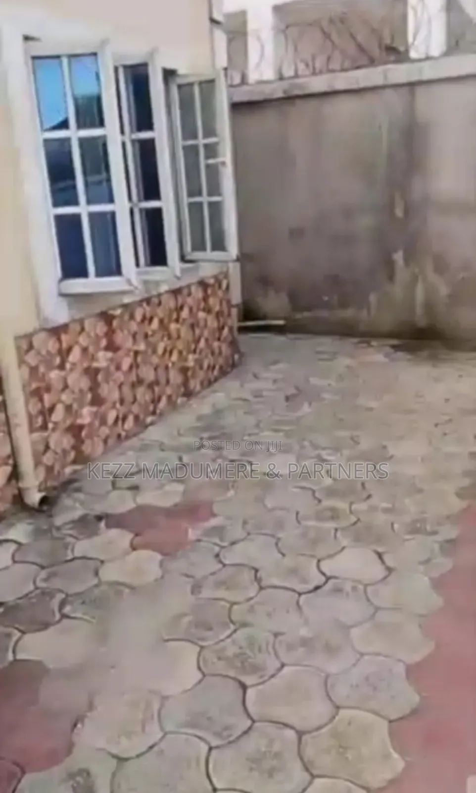 5bdrm Bungalow in Odani Green Estate,, Port-Harcourt for sale
