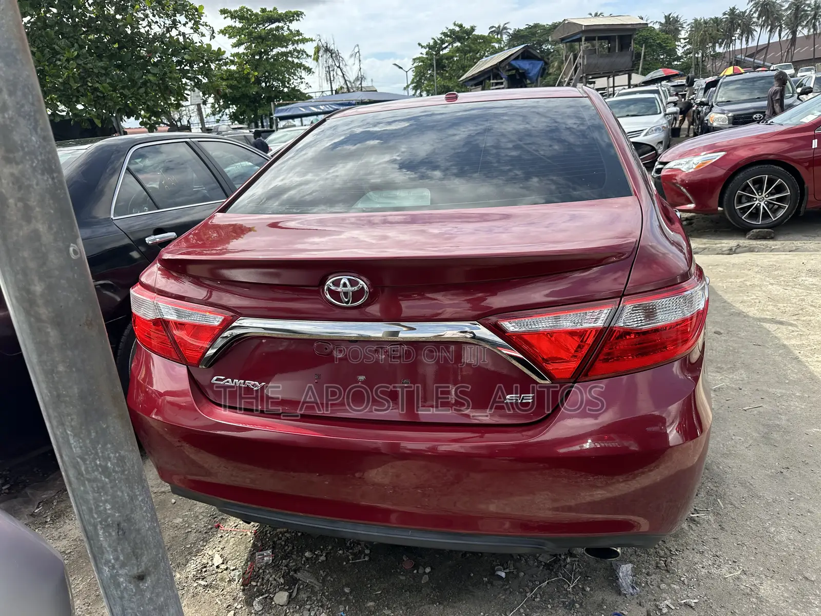 Toyota Camry 2016 Red