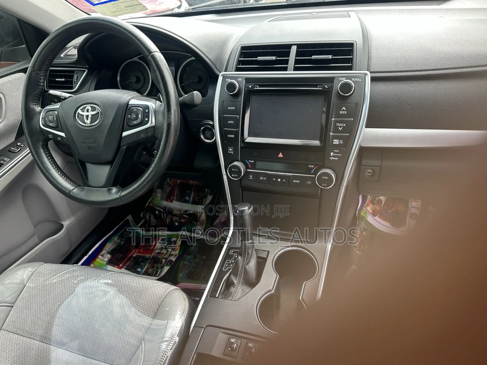 Toyota Camry 2016 Red