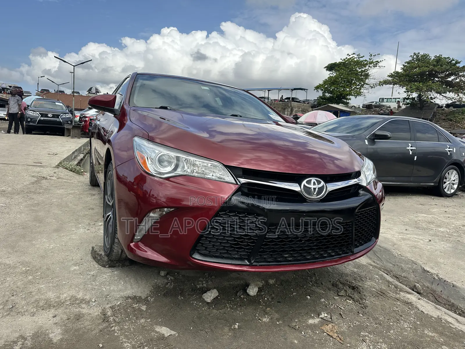 Toyota Camry 2016 Red