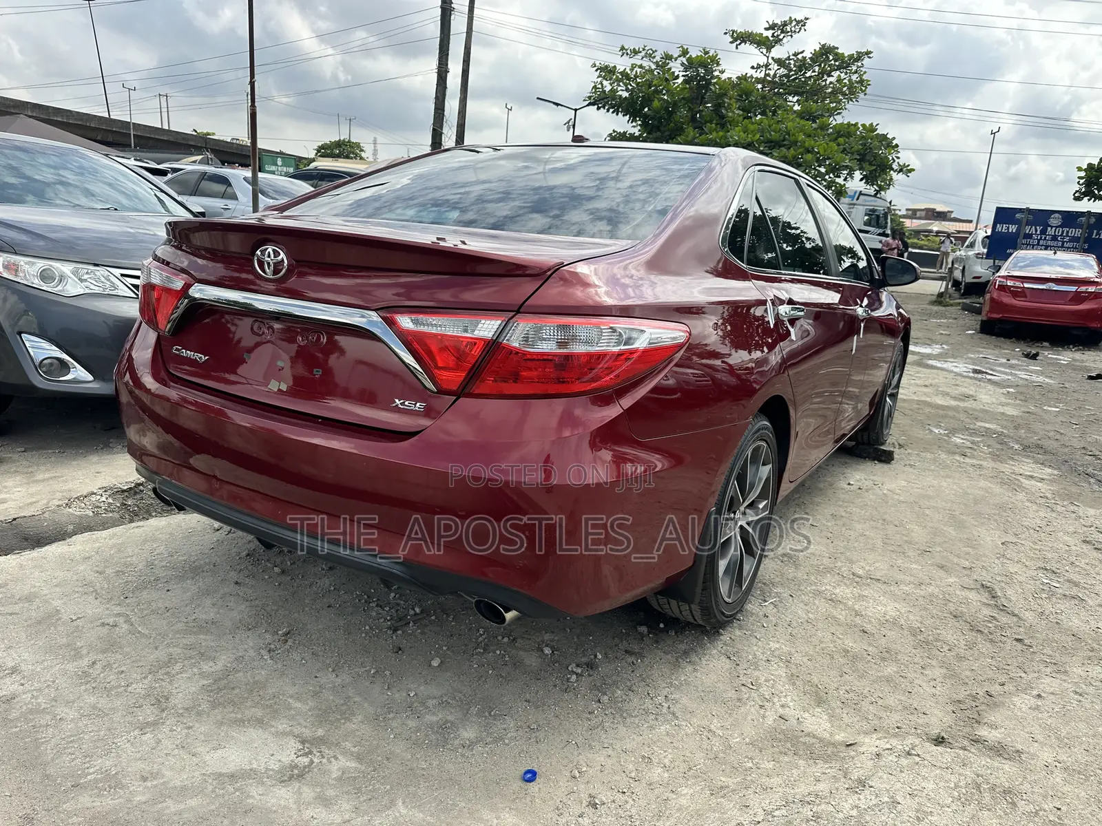 Toyota Camry 2016 Red