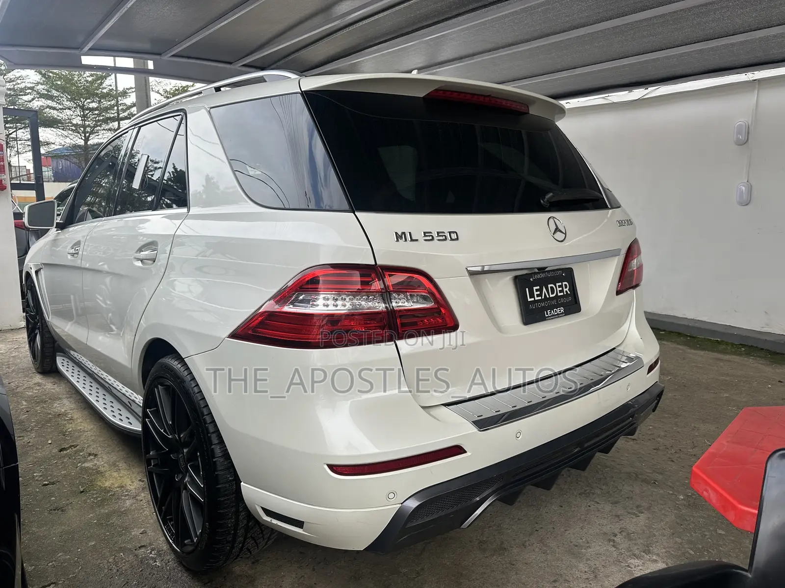 Mercedes-Benz M Class ML 550 4Matic 2013 White