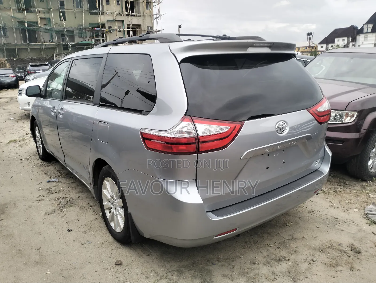 Toyota Sienna XLE 7-Passenger 4dr Minivan AWD (3.5L 6cyl 6A) 2015