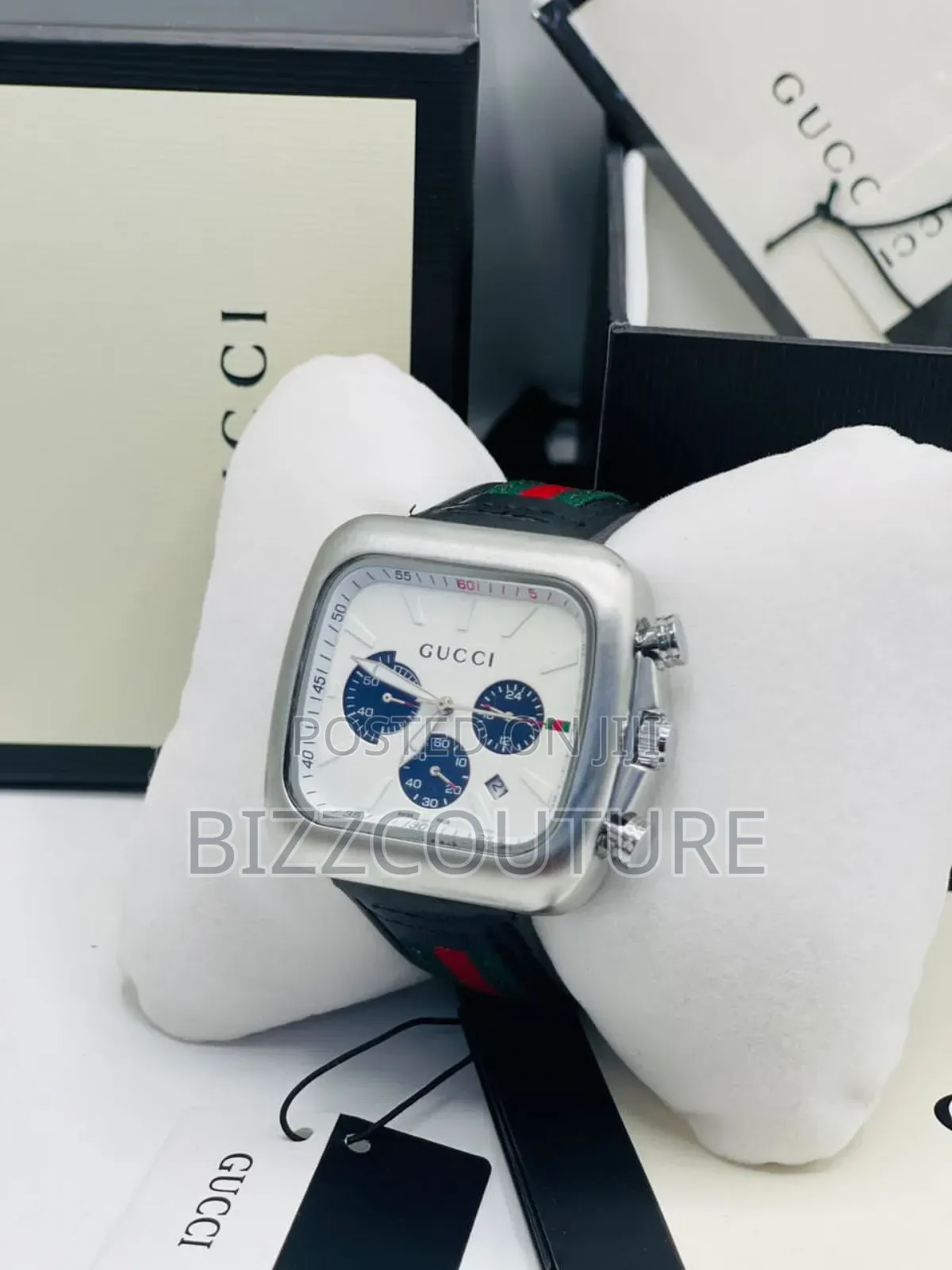 Original Gucci Leather Strap Watch Available in Store