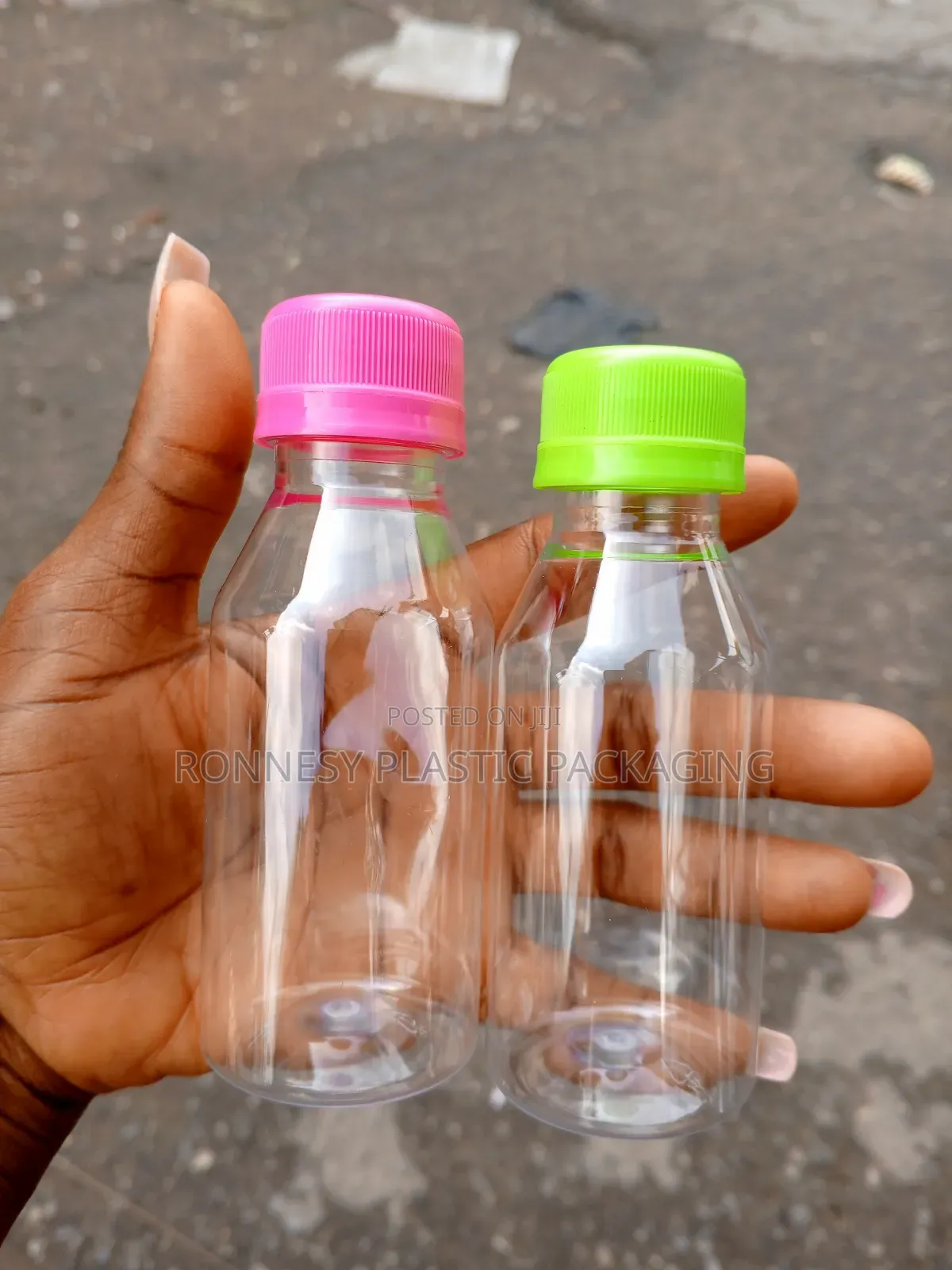 100 Transparent Plastic Bottle