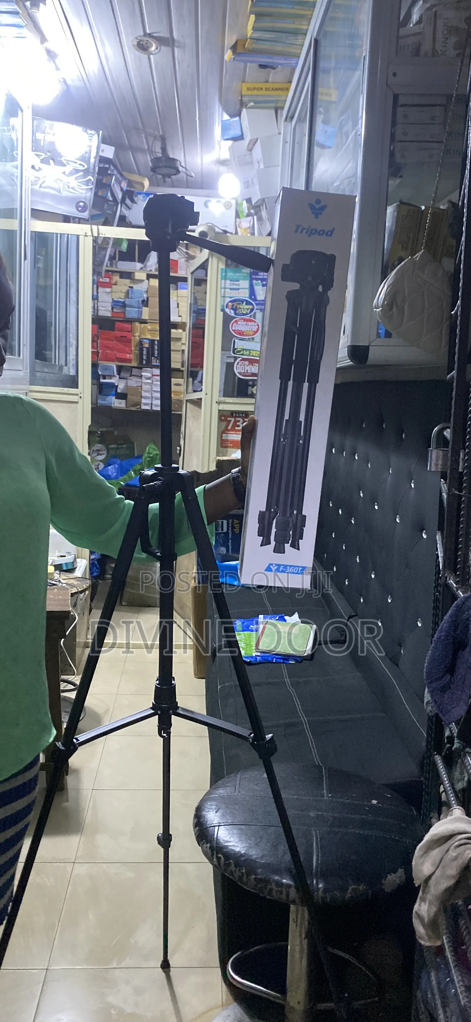 Digital Tripod Stand