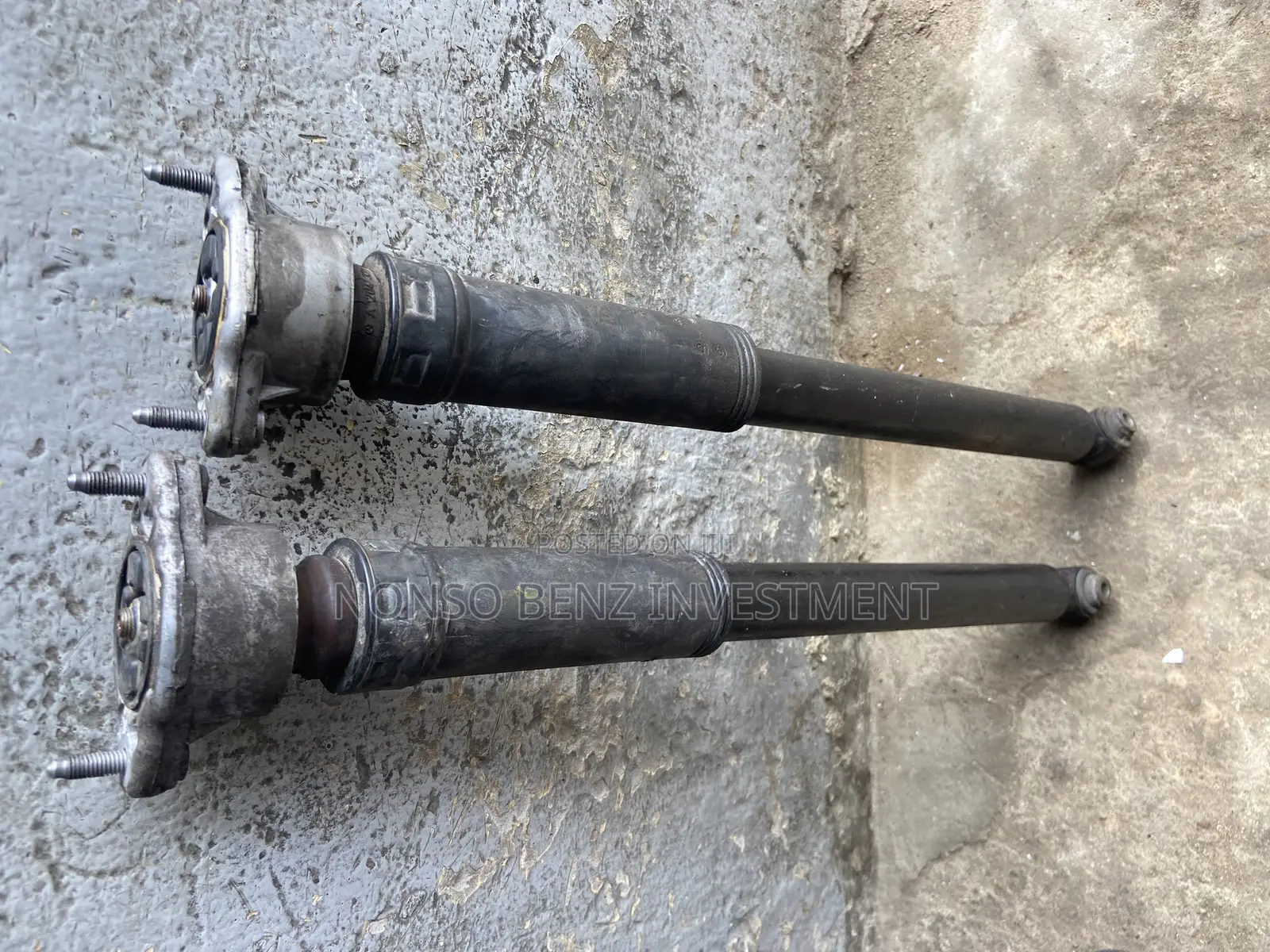 Back Shock Absorbers for C300 (204)