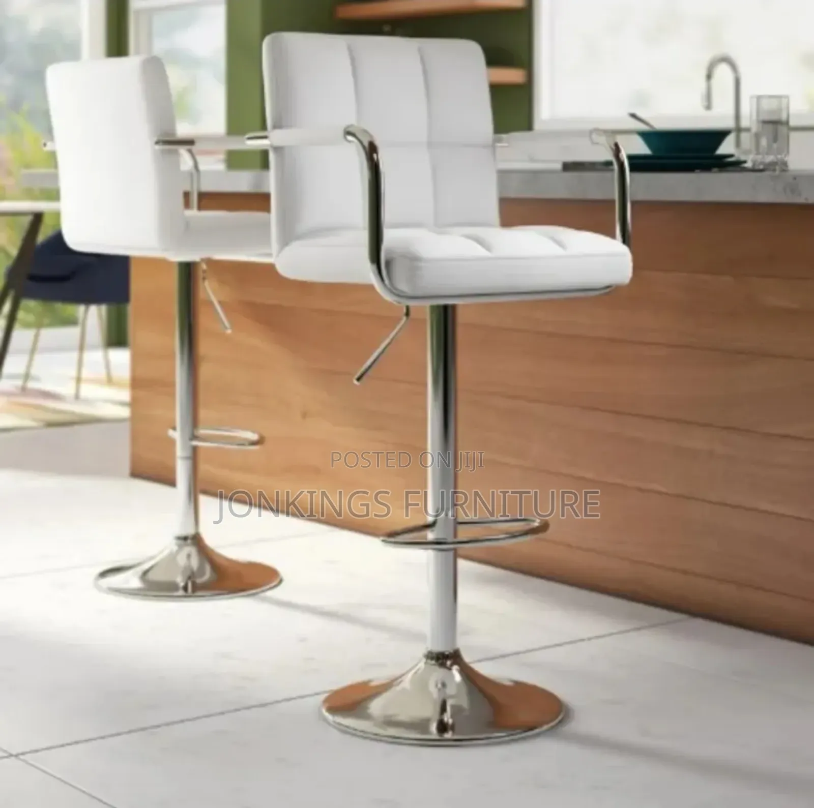 360 Degrees Swivel Bar Stool